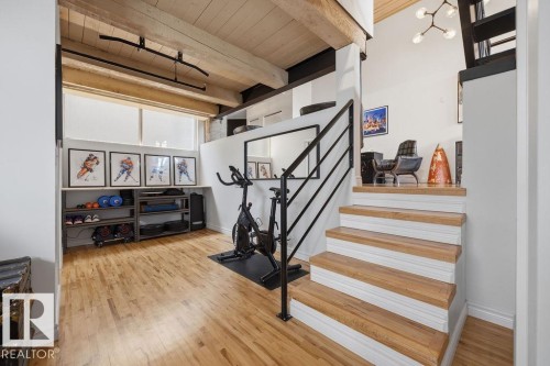 104 10330 104 Street, Edmonton, AB 