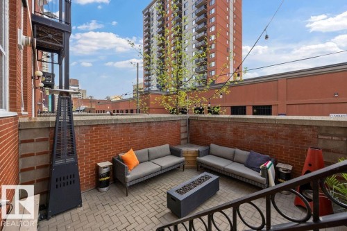 104 10330 104 Street, Edmonton, AB 