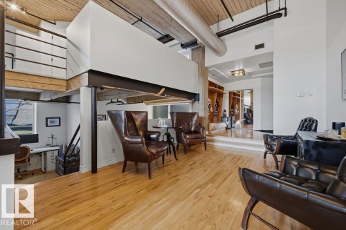 104 10330 104 Street, Edmonton, AB 