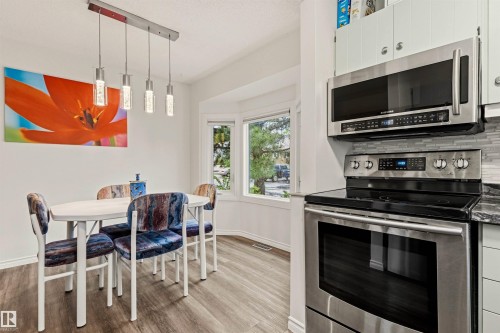 9575 180A Street, Edmonton, AB 