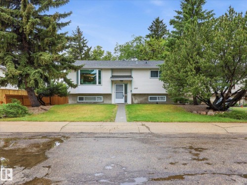 3548 65 Street, Edmonton, AB 