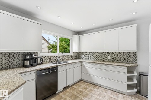 5411 49 Street, Stony Plain, AB 