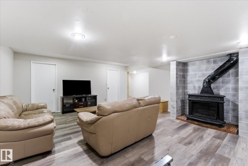 5411 49 Street, Stony Plain, AB 