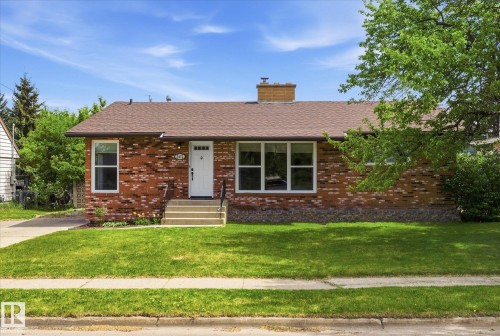 5411 49 Street, Stony Plain, AB 
