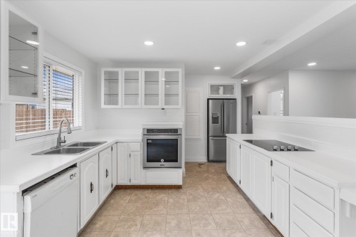 5628 140A Avenue, Edmonton, AB 