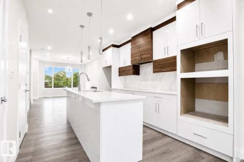 8731 154 Street, Edmonton, AB - Indoor Photo Showing Kitchen With Upgraded Kitchen