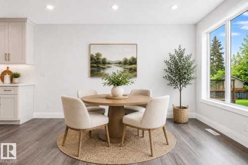 8731 154 Street, Edmonton, AB - Indoor Photo Showing Dining Room