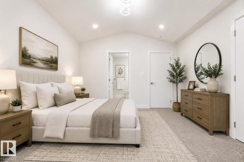 8731 154 Street, Edmonton, AB - Indoor Photo Showing Bedroom