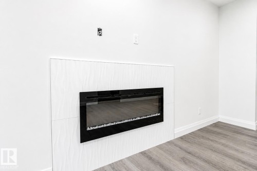 8731 154 Street, Edmonton, AB - Indoor With Fireplace