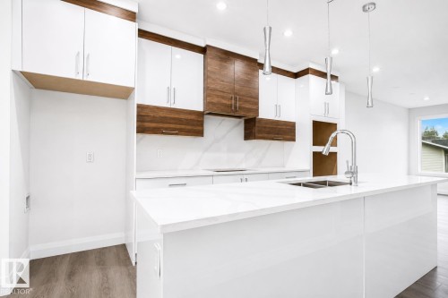 8731 154 Street, Edmonton, AB - Indoor Photo Showing Kitchen With Double Sink With Upgraded Kitchen