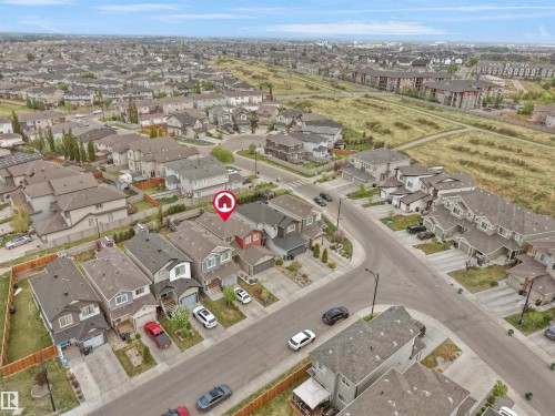 9008 Cooper Link Link, Edmonton, AB 