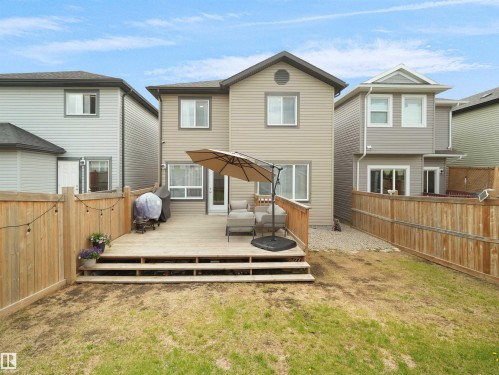 9008 Cooper Link Link, Edmonton, AB 