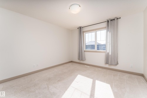 152 Radcliffe Wynd, Fort Saskatchewan, AB - Indoor Photo Showing Other Room
