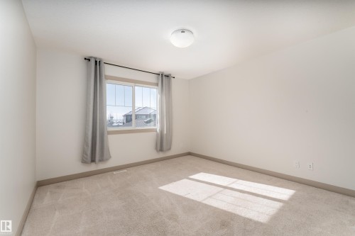 152 Radcliffe Wynd, Fort Saskatchewan, AB - Indoor Photo Showing Other Room