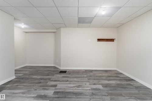 152 Radcliffe Wynd, Fort Saskatchewan, AB - Indoor Photo Showing Other Room