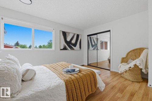 10684 Beaumaris Road, Edmonton, AB 