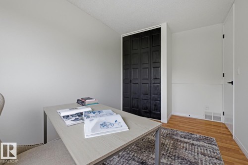 10684 Beaumaris Road, Edmonton, AB 