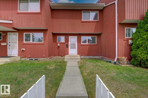 10684 Beaumaris Road, Edmonton, AB 