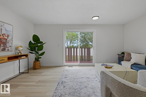 10684 Beaumaris Road, Edmonton, AB 