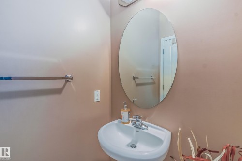 49 8403 164 Avenue, Edmonton, AB 