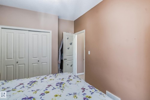 49 8403 164 Avenue, Edmonton, AB 
