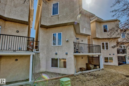 49 8403 164 Avenue, Edmonton, AB 
