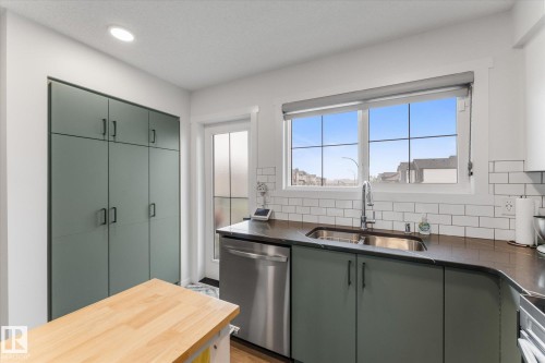 1275 Mcleod Avenue, Spruce Grove, AB 