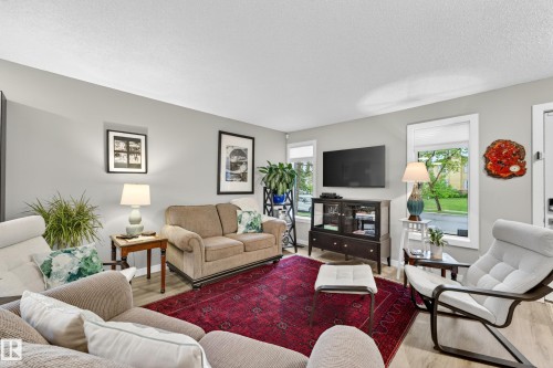 42 Attwood Drive, St. Albert, AB 
