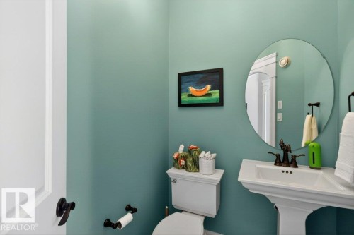 24 Springdale, Sherwood Park, AB - Indoor Photo Showing Bathroom