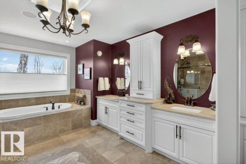24 Springdale, Sherwood Park, AB - Indoor Photo Showing Bathroom