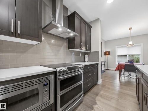 17 Amesbury Wynd, Sherwood Park, AB 