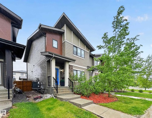 17 Amesbury Wynd, Sherwood Park, AB 