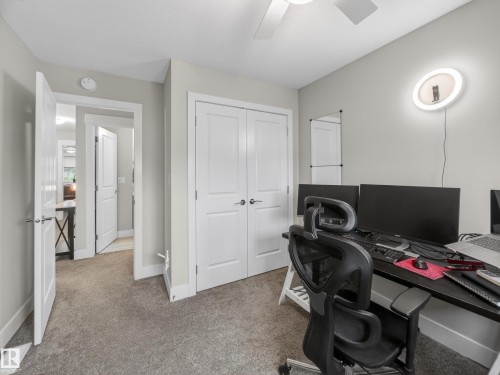 17 Amesbury Wynd, Sherwood Park, AB 