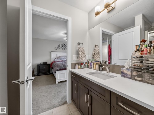 17 Amesbury Wynd, Sherwood Park, AB 