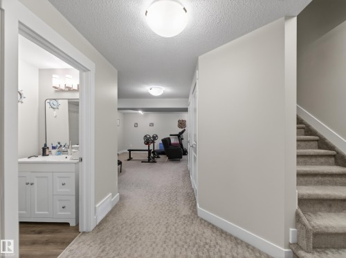 17 Amesbury Wynd, Sherwood Park, AB 