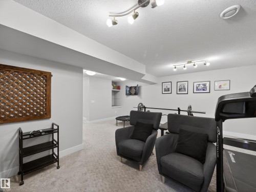17 Amesbury Wynd, Sherwood Park, AB 