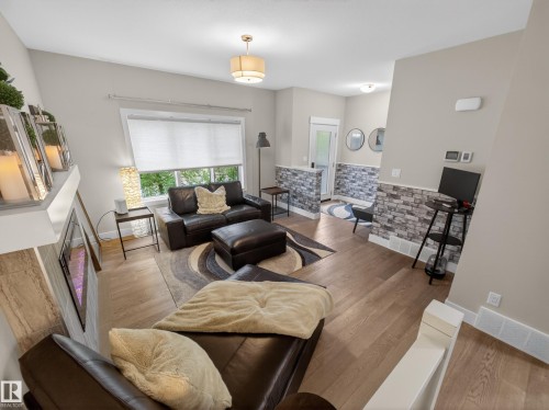 17 Amesbury Wynd, Sherwood Park, AB 