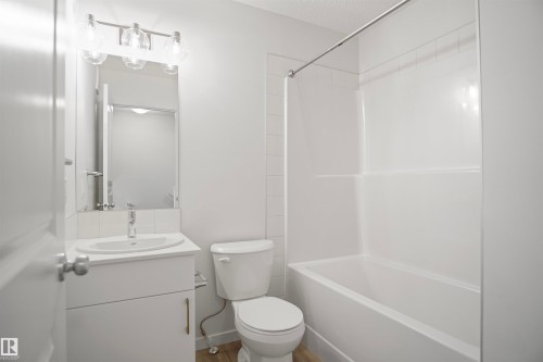 7062 Rosenthal Drive, Edmonton, AB 