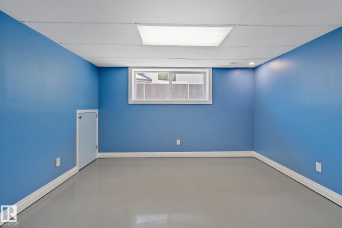 2730 138A Avenue, Edmonton, AB 