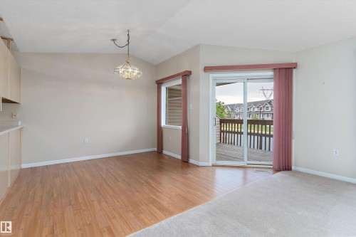 27 13217 155 Avenue, Edmonton, AB - Indoor