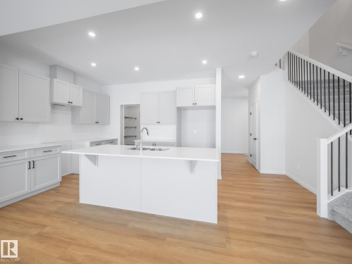 8711 224 Street, Edmonton, AB 