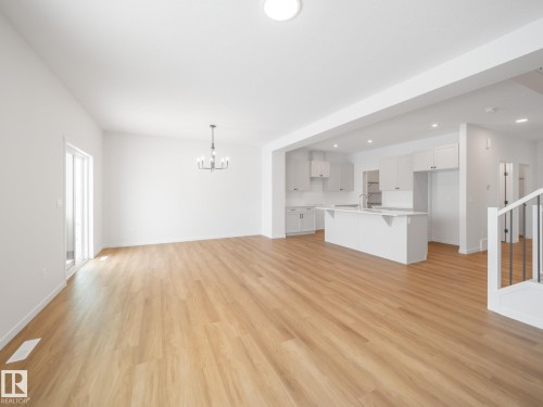 8711 224 Street, Edmonton, AB 