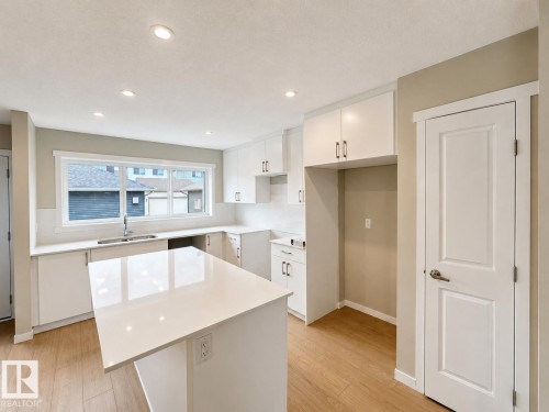 17664 69A Street, Edmonton, AB 