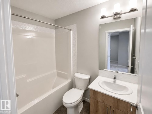 17664 69A Street, Edmonton, AB 