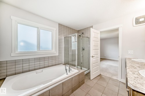 554 Merlin Landing Landing, Edmonton, AB 