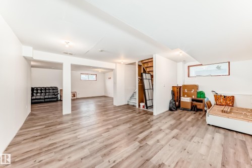 554 Merlin Landing Landing, Edmonton, AB 
