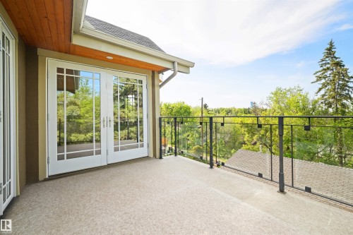 9652 86 Avenue, Edmonton, AB 