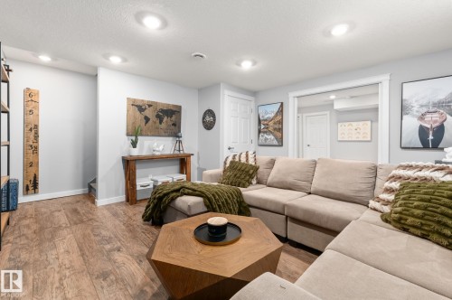 69 Hewitt Circle, Spruce Grove, AB 