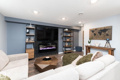 69 Hewitt Circle, Spruce Grove, AB 