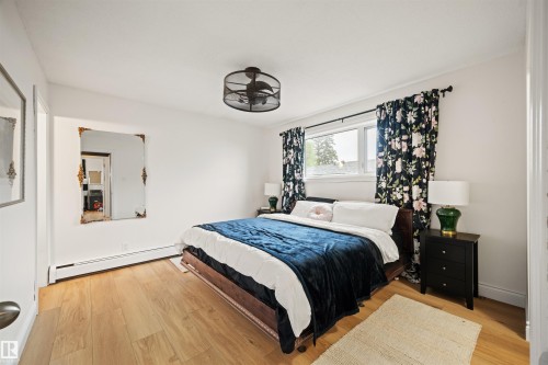 3814 Ada Boulevard, Edmonton, AB 